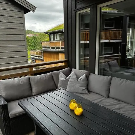 On Geilotunet, Close To Center