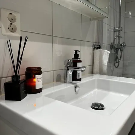 On Geilotunet, Close To Center * גיילו